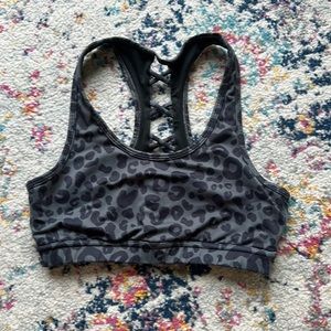 Maven thread sports bra